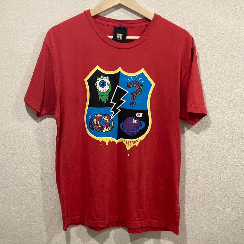 Graphic tee
